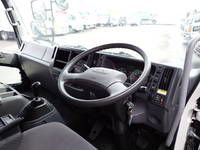 いすゞフォワードアルミウイング中型（4t）[写真27]