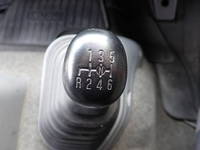 いすゞフォワードアルミウイング中型（4t）[写真28]