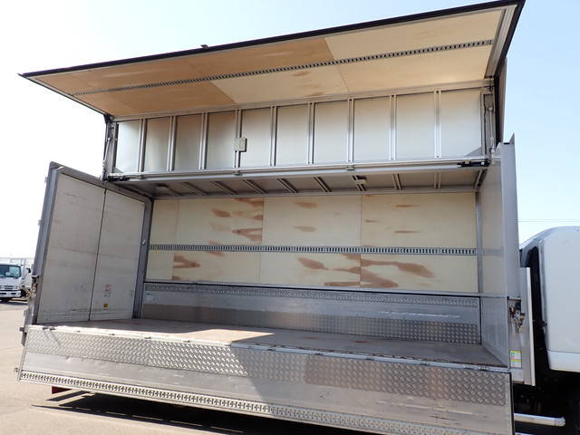 いすゞフォワードアルミウイング中型（4t）[写真40]