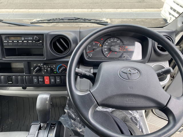 トヨタその他の車種保冷バン小型（2t・3t）[写真11]