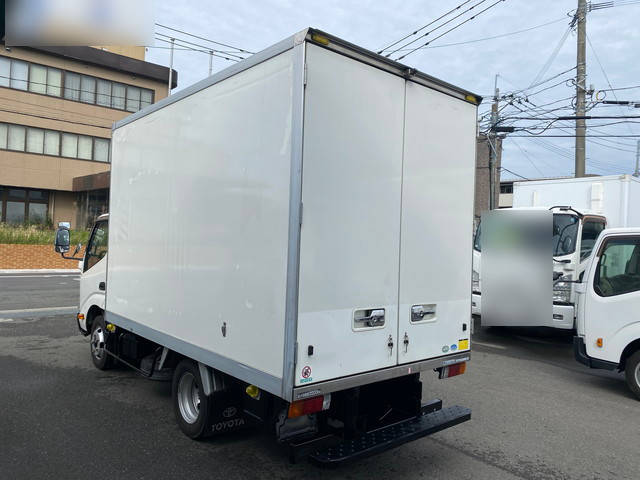 トヨタその他の車種保冷バン小型（2t・3t）[写真02]