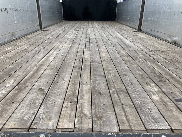 いすゞフォワードアルミブロック中型（4t）[写真11]