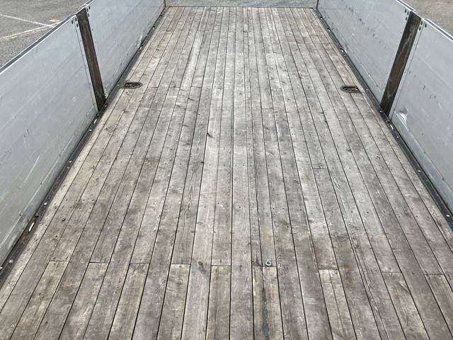 いすゞフォワードアルミブロック中型（4t）[写真14]