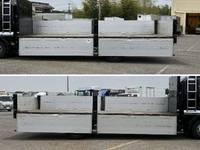 いすゞフォワードアルミブロック中型（4t）[写真16]