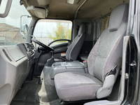 いすゞフォワードアルミブロック中型（4t）[写真33]