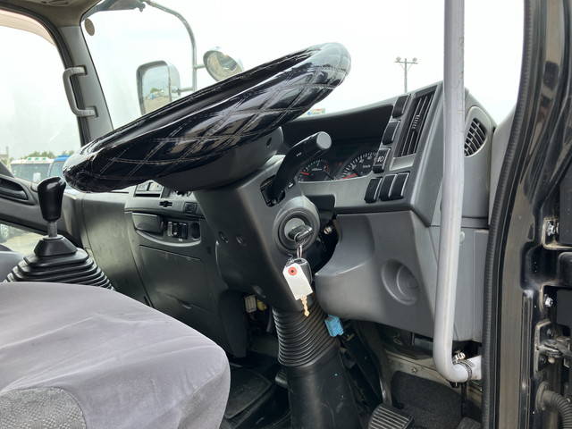 いすゞフォワードアルミブロック中型（4t）[写真35]