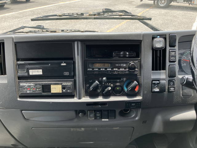 いすゞフォワードアルミブロック中型（4t）[写真36]