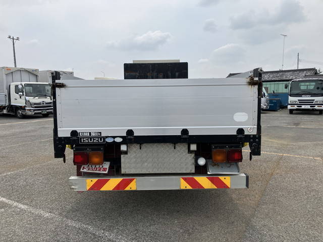 いすゞフォワードアルミブロック中型（4t）[写真08]