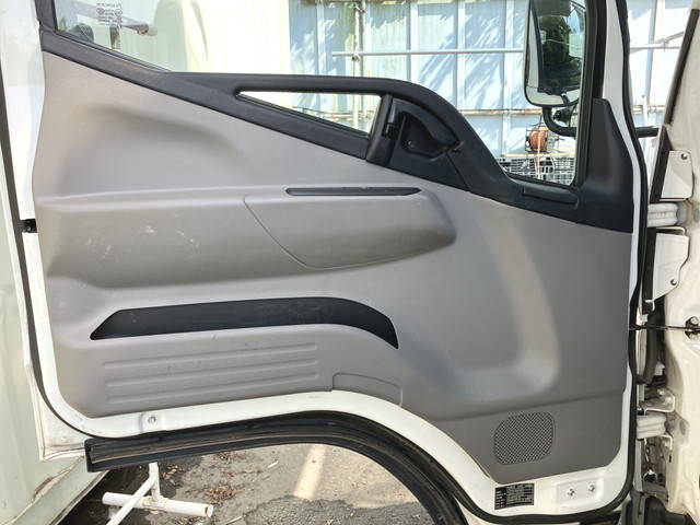 三菱ふそうキャンターダンプ小型（2t・3t）[写真30]