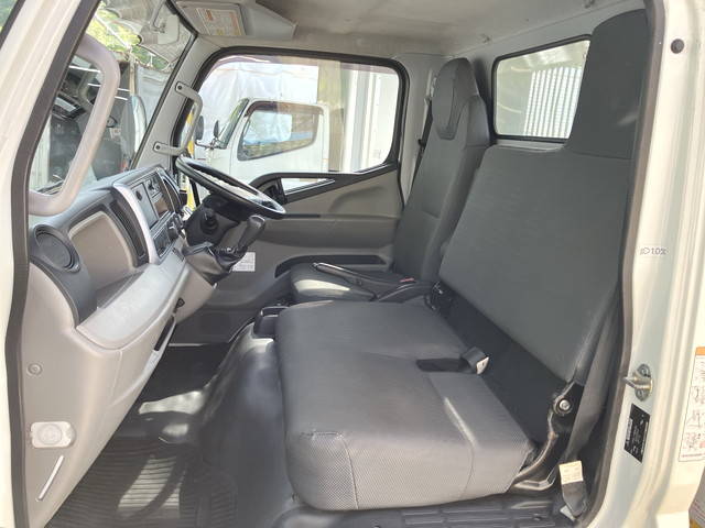 三菱ふそうキャンターダンプ小型（2t・3t）[写真33]