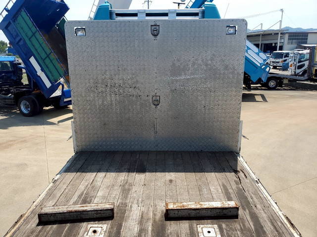 三菱ふそうスーパーグレートアルミブロック大型（10t）[写真10]