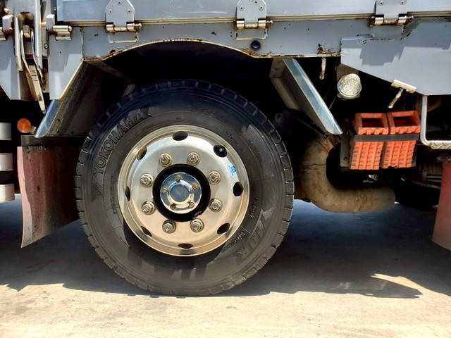 三菱ふそうスーパーグレートアルミブロック大型（10t）[写真15]