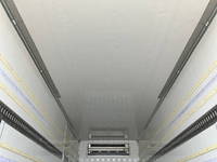 いすゞフォワード冷凍車（冷蔵車）増トン（6t・8t）[写真11]