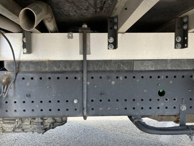 いすゞフォワード冷凍車（冷蔵車）増トン（6t・8t）[写真21]