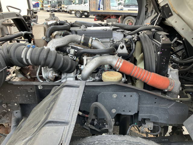 いすゞフォワード冷凍車（冷蔵車）増トン（6t・8t）[写真27]