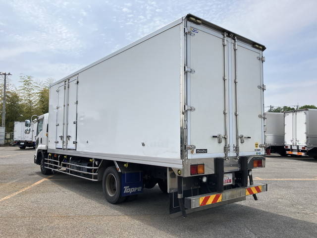 いすゞフォワード冷凍車（冷蔵車）増トン（6t・8t）[写真03]