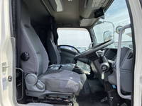 いすゞフォワード冷凍車（冷蔵車）増トン（6t・8t）[写真34]