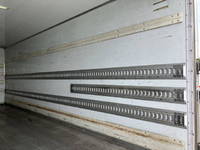 いすゞフォワード冷凍車（冷蔵車）中型（4t）[写真14]