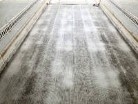 いすゞフォワード冷凍車（冷蔵車）中型（4t）[写真17]