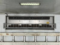 いすゞフォワード冷凍車（冷蔵車）中型（4t）[写真18]