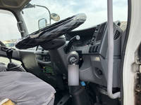 いすゞフォワード冷凍車（冷蔵車）中型（4t）[写真36]