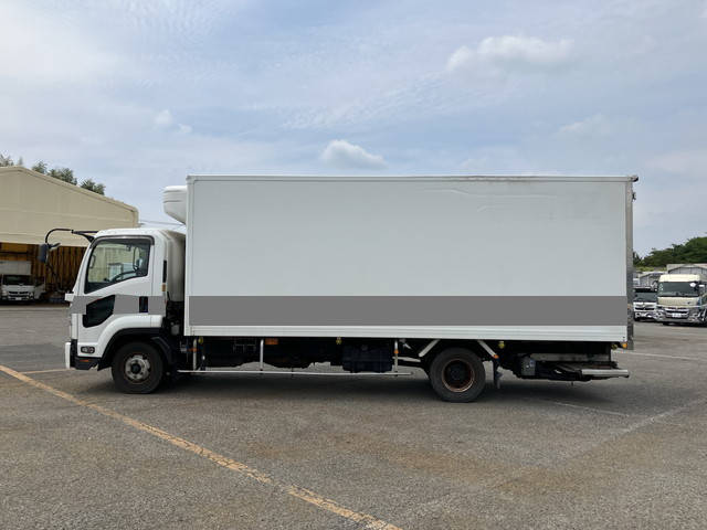 いすゞフォワード冷凍車（冷蔵車）中型（4t）[写真05]