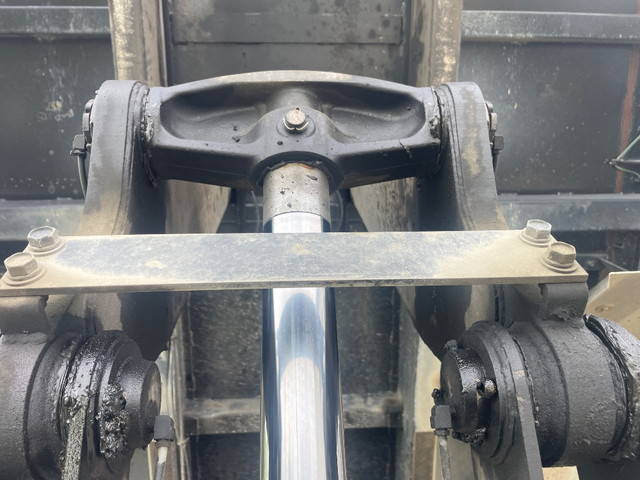 三菱ふそうスーパーグレートダンプ大型（10t）[写真11]