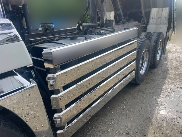 三菱ふそうスーパーグレートダンプ大型（10t）[写真18]