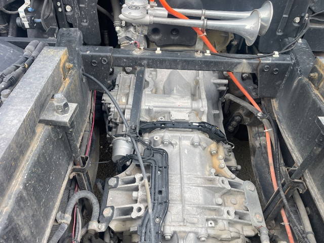 三菱ふそうスーパーグレートダンプ大型（10t）[写真24]