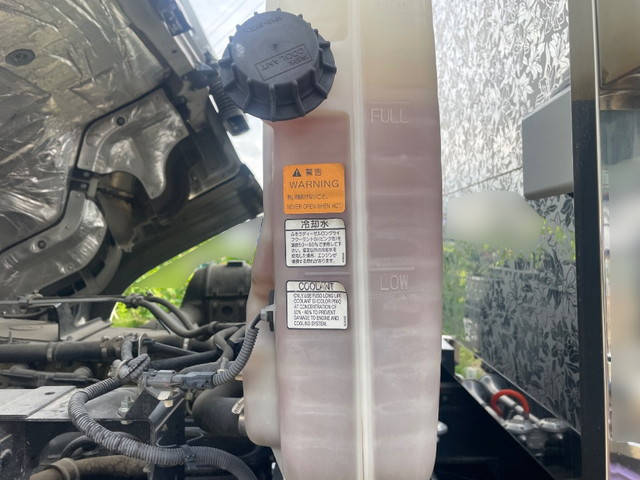 三菱ふそうスーパーグレートダンプ大型（10t）[写真28]