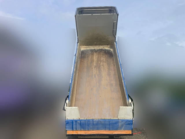 三菱ふそうスーパーグレートダンプ大型（10t）[写真07]