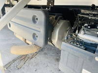 いすゞフォワードアルミウイング中型（4t）[写真10]