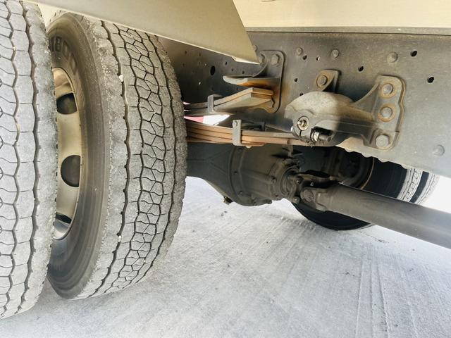 いすゞフォワードアルミウイング中型（4t）[写真12]