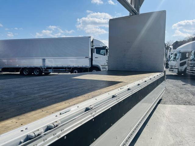 いすゞフォワードアルミウイング中型（4t）[写真19]