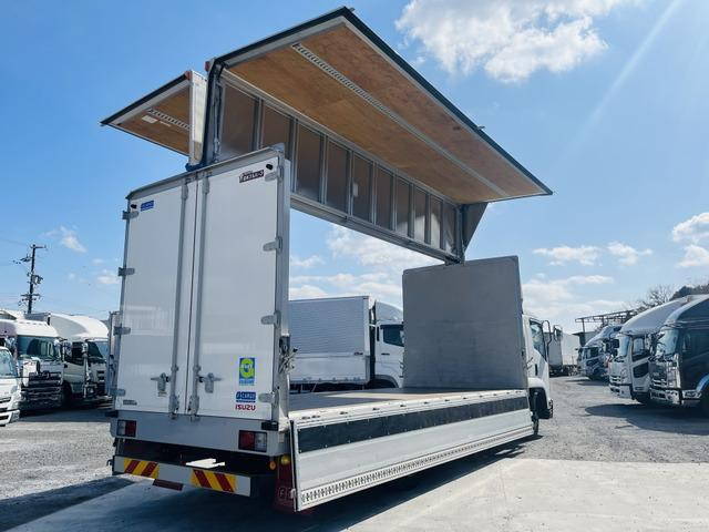 いすゞフォワードアルミウイング中型（4t）[写真02]