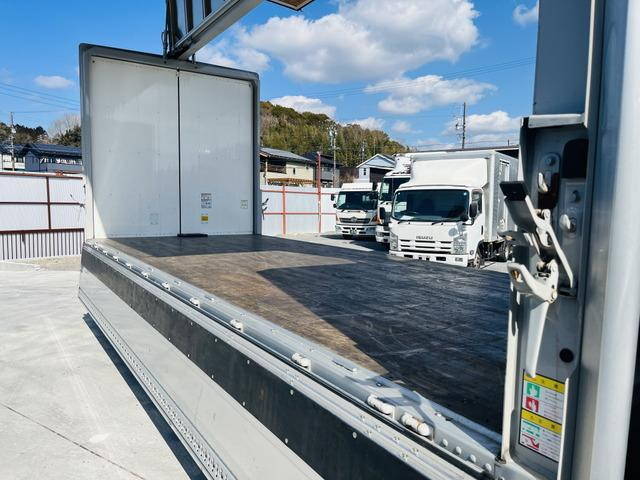 いすゞフォワードアルミウイング中型（4t）[写真20]