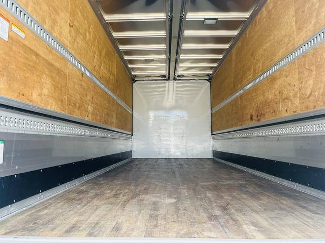 いすゞフォワードアルミウイング中型（4t）[写真21]