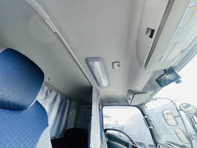 いすゞフォワードアルミウイング中型（4t）[写真25]