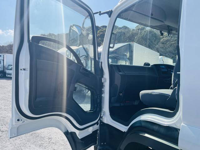 いすゞフォワードアルミウイング中型（4t）[写真34]