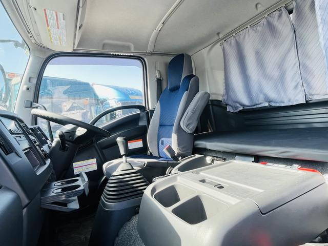 いすゞフォワードアルミウイング中型（4t）[写真36]