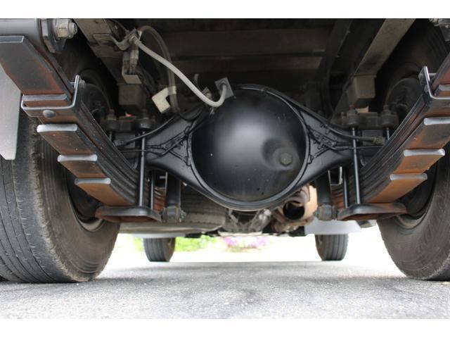 いすゞエルフ平ボディ小型（2t・3t）[写真20]