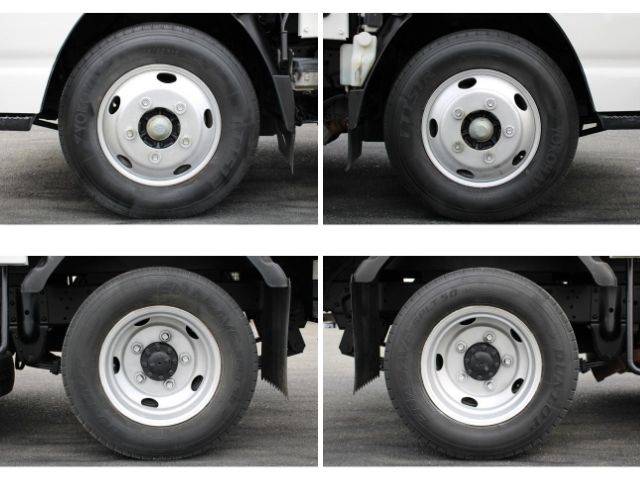 いすゞエルフ平ボディ小型（2t・3t）[写真24]