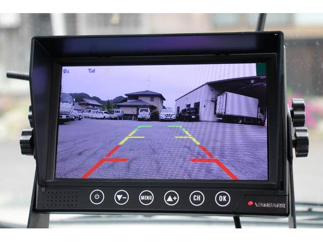 いすゞエルフ平ボディ小型（2t・3t）[写真30]