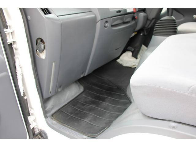 いすゞエルフ平ボディ小型（2t・3t）[写真37]