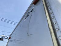 三菱ふそうキャンターパネルバン小型（2t・3t）[写真18]