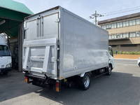 三菱ふそうキャンターパネルバン小型（2t・3t）[写真03]