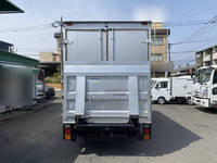 三菱ふそうキャンターパネルバン小型（2t・3t）[写真05]