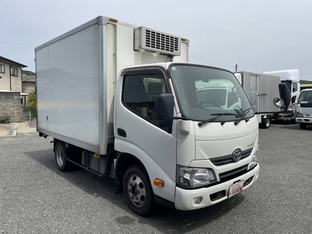 トヨタトヨエース冷凍車（冷蔵車）小型（2t・3t）[写真03]