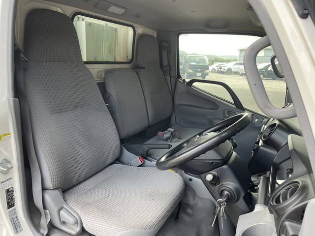 トヨタトヨエース冷凍車（冷蔵車）小型（2t・3t）[写真32]