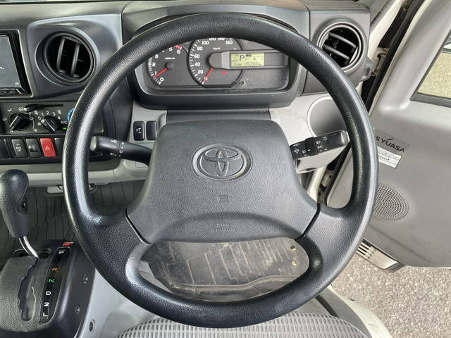 トヨタトヨエース冷凍車（冷蔵車）小型（2t・3t）[写真36]